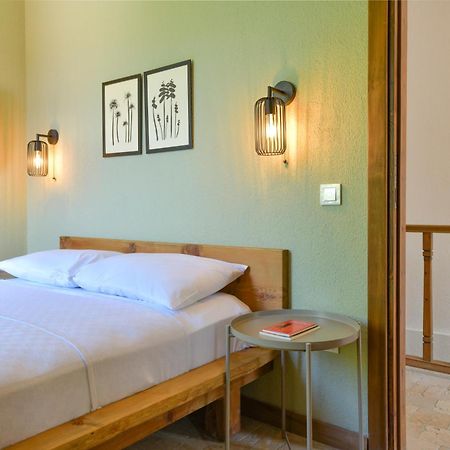 Okapi Suites Ula 外观 照片