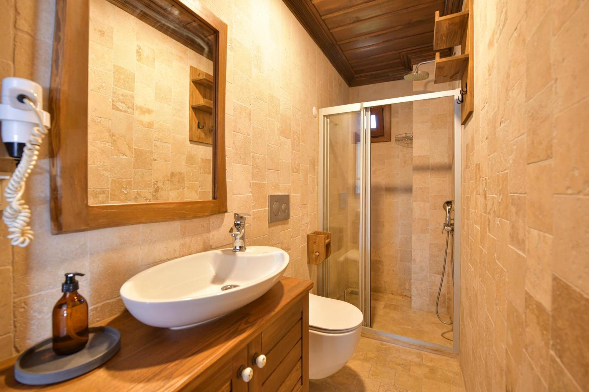 Okapi Suites Ula 外观 照片